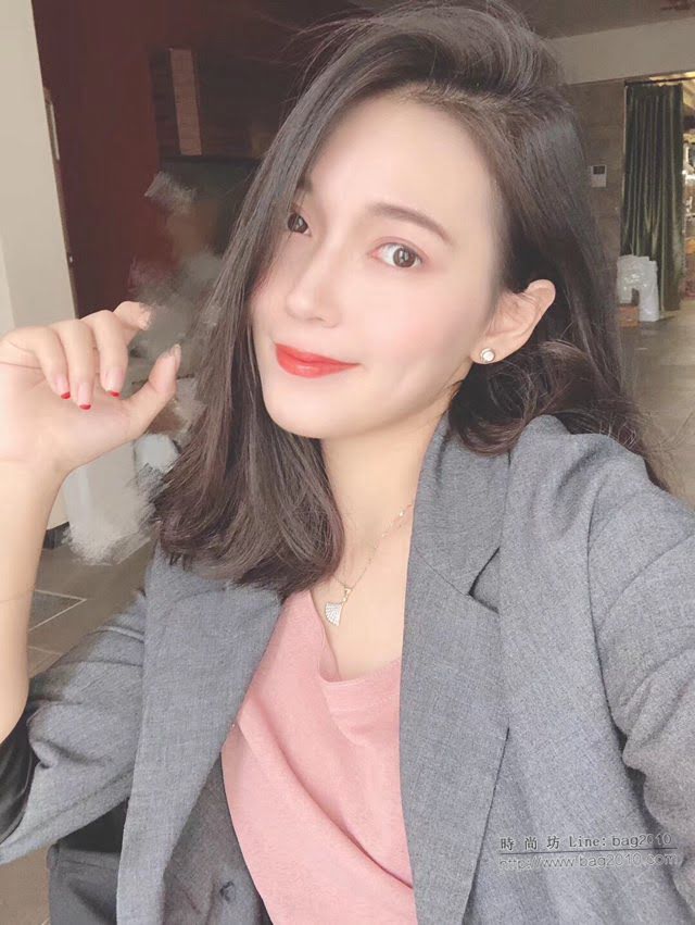Tiffany純銀飾品 蒂芙尼女士專櫃爆款白貝母雙T紐扣耳釘耳環  zgt1687